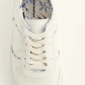 Reformation Harlow Leather Sneaker White / Pompadour